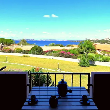Prázdninový dům Sea View House B Baia Sardinia
